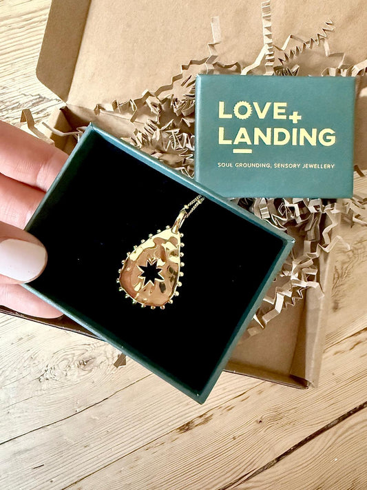 The Anchoring Droplet in Gold Vermeil
